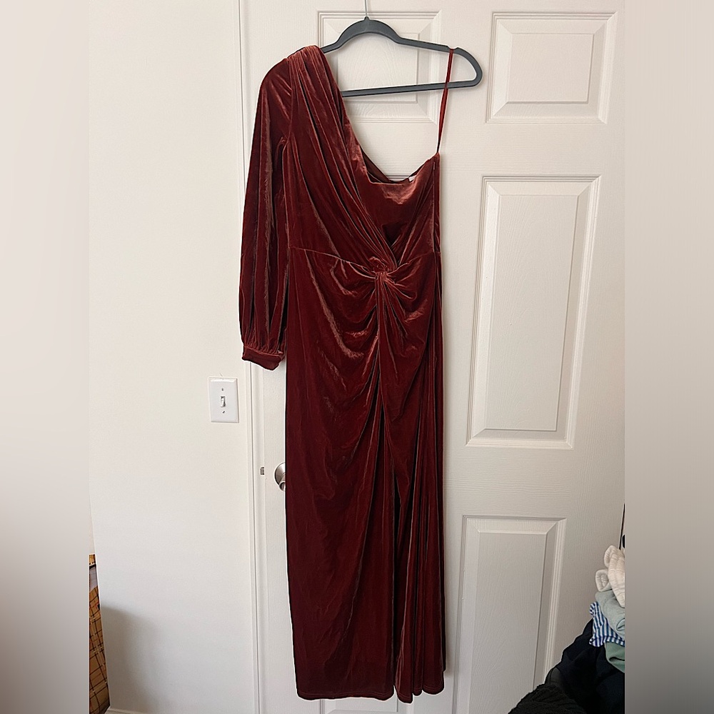 Revelry Bridesmaid Dress: NO ALTERATIONS!